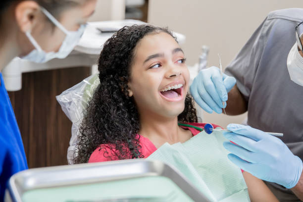Best Emergency Gum Treatment in Lauderdale, MN